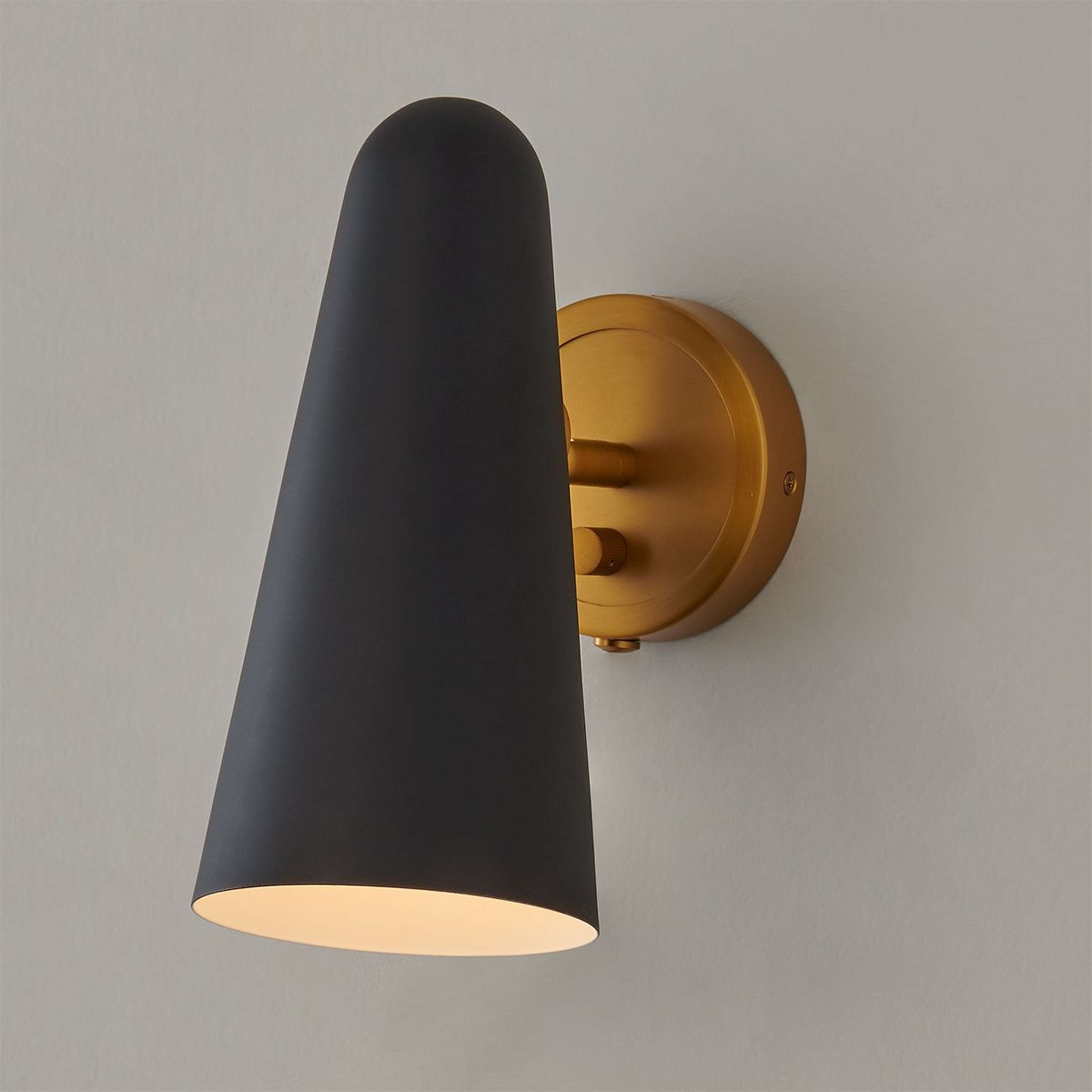 A Yancie Swing Arm with Aged Gold / Matte Black color