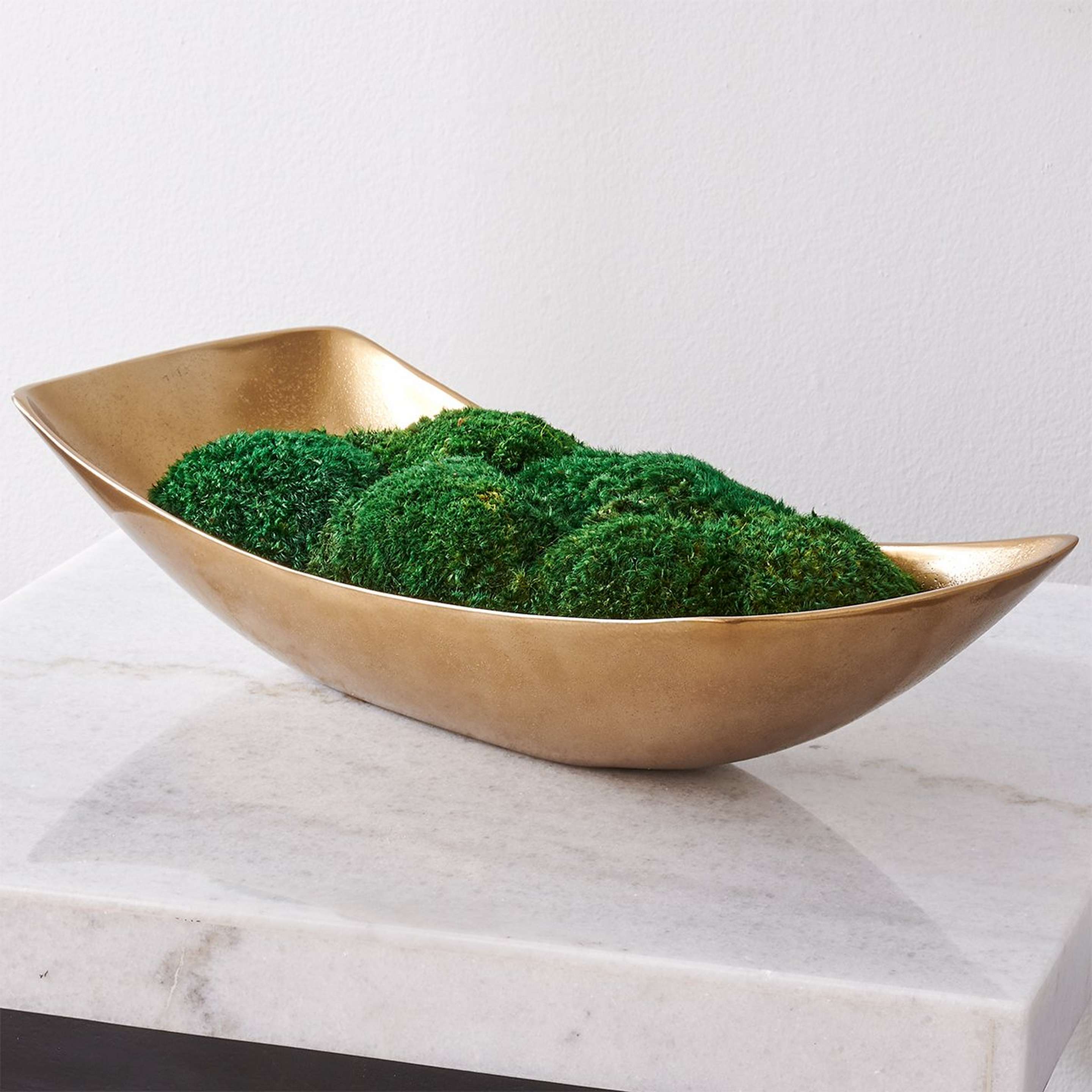 A Mosu Centerpiece with Green / Gold color