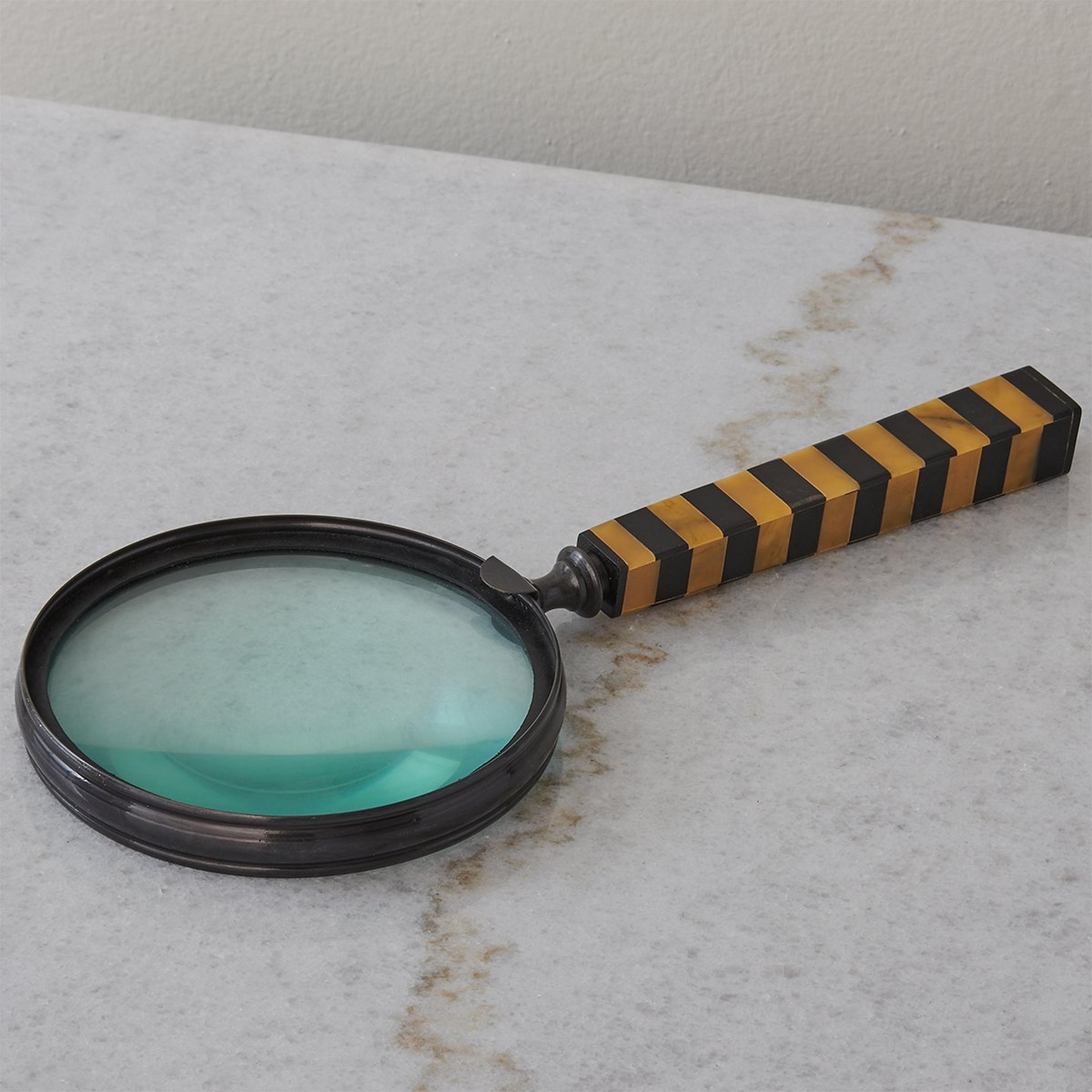 Columbo Magnifying Glass
