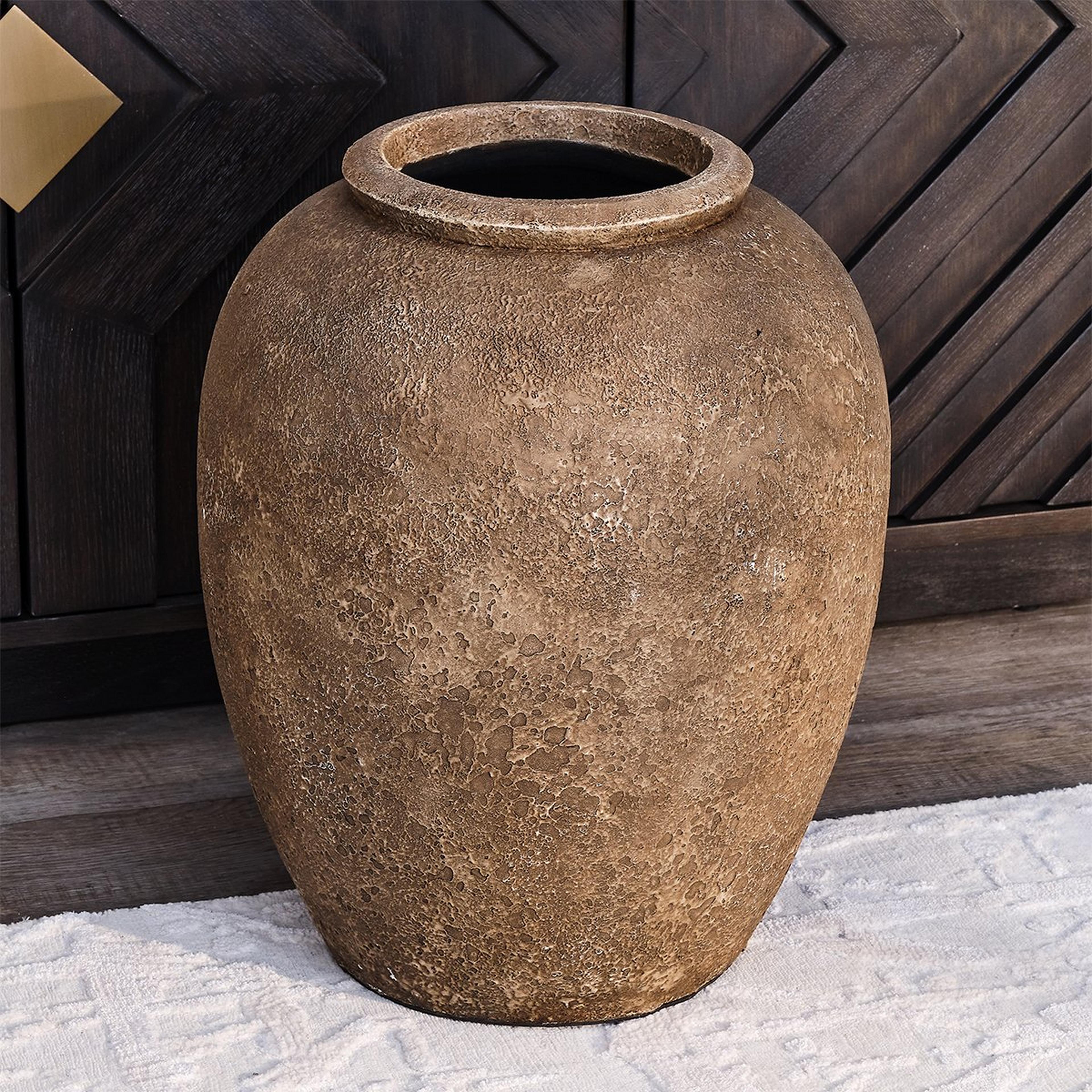 A Tanagra Planter with Brown color