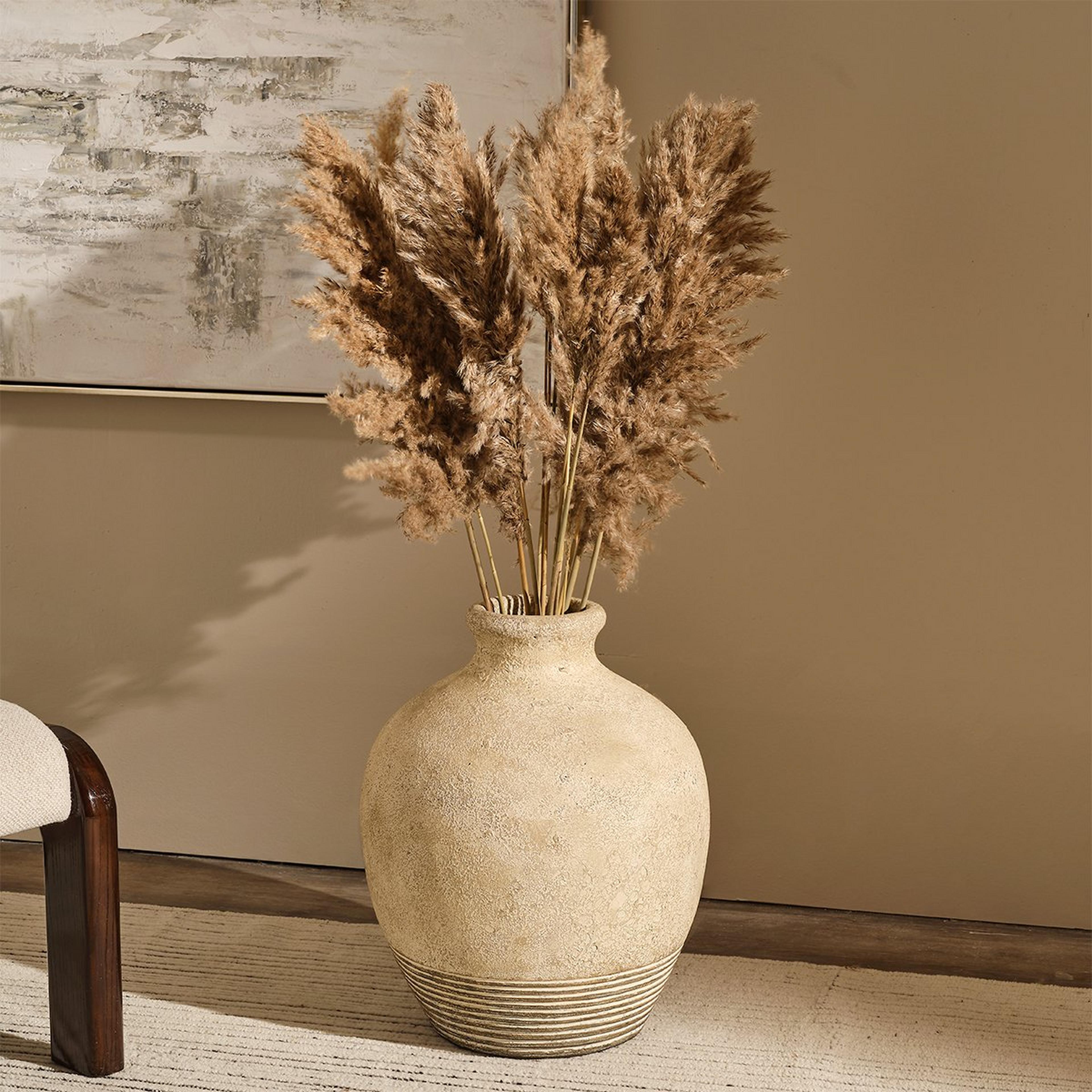 A Egan Vase with Distressted Brown color