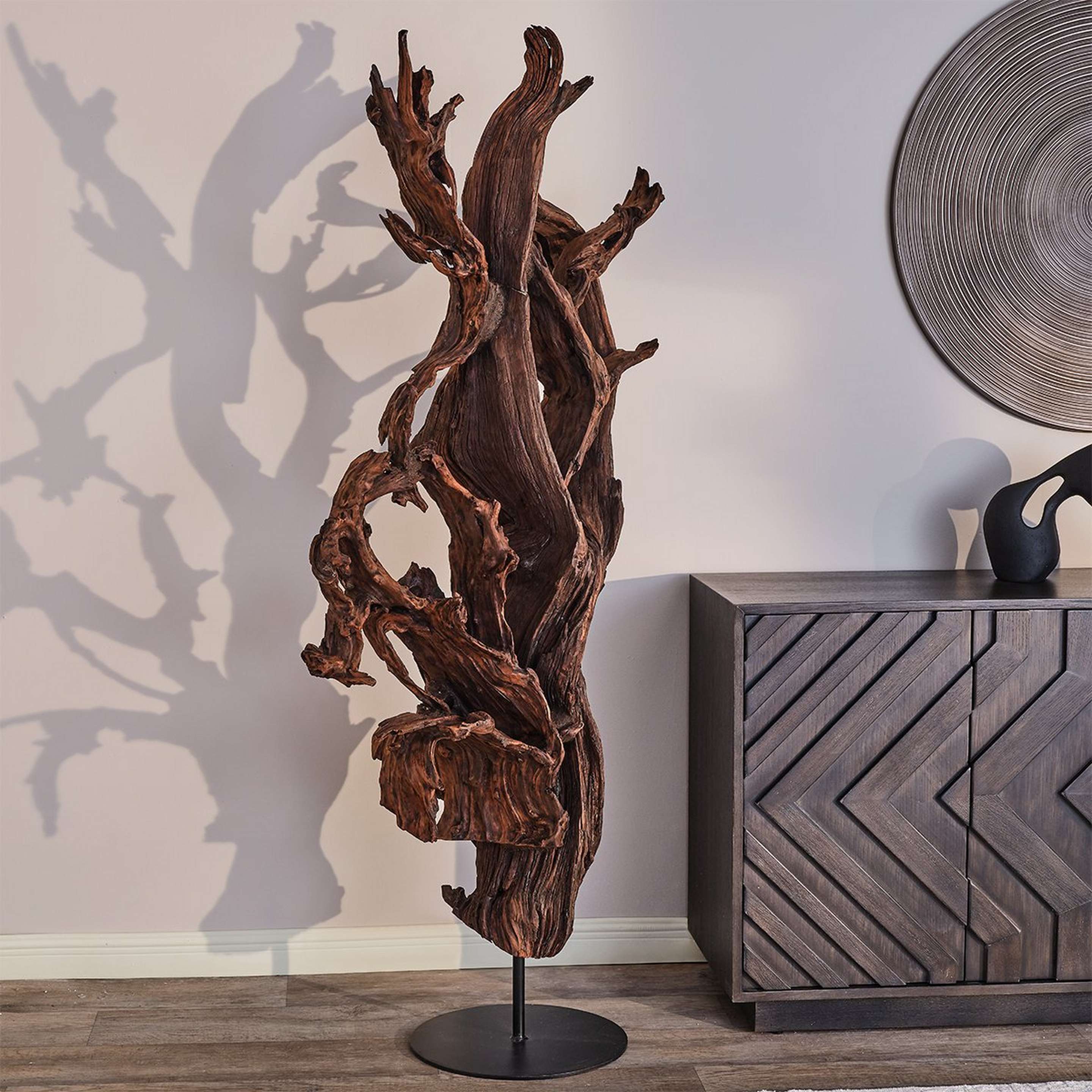 A Shizen Natural Scuplture with Brown color