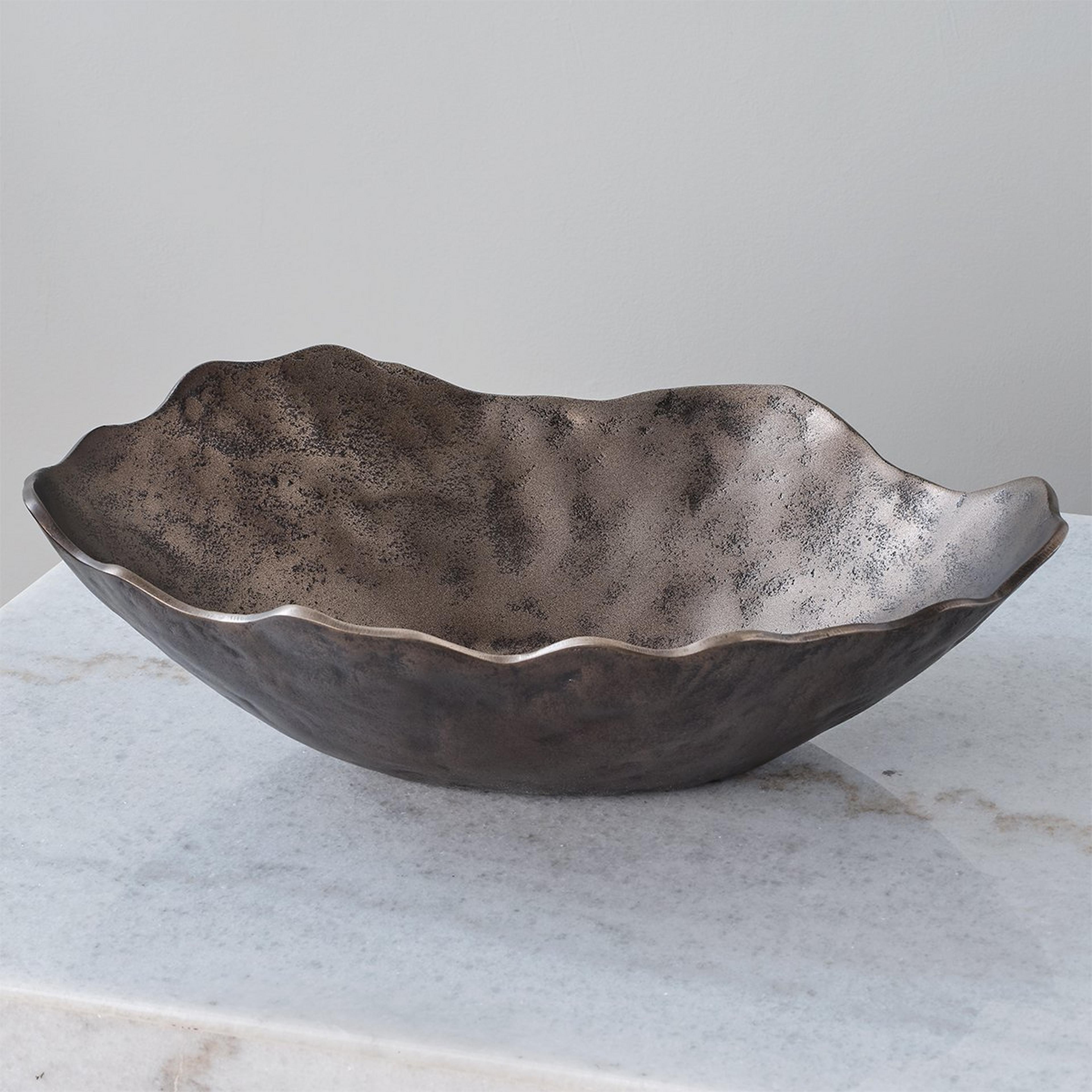 A Smelter Bowl with Bronze color