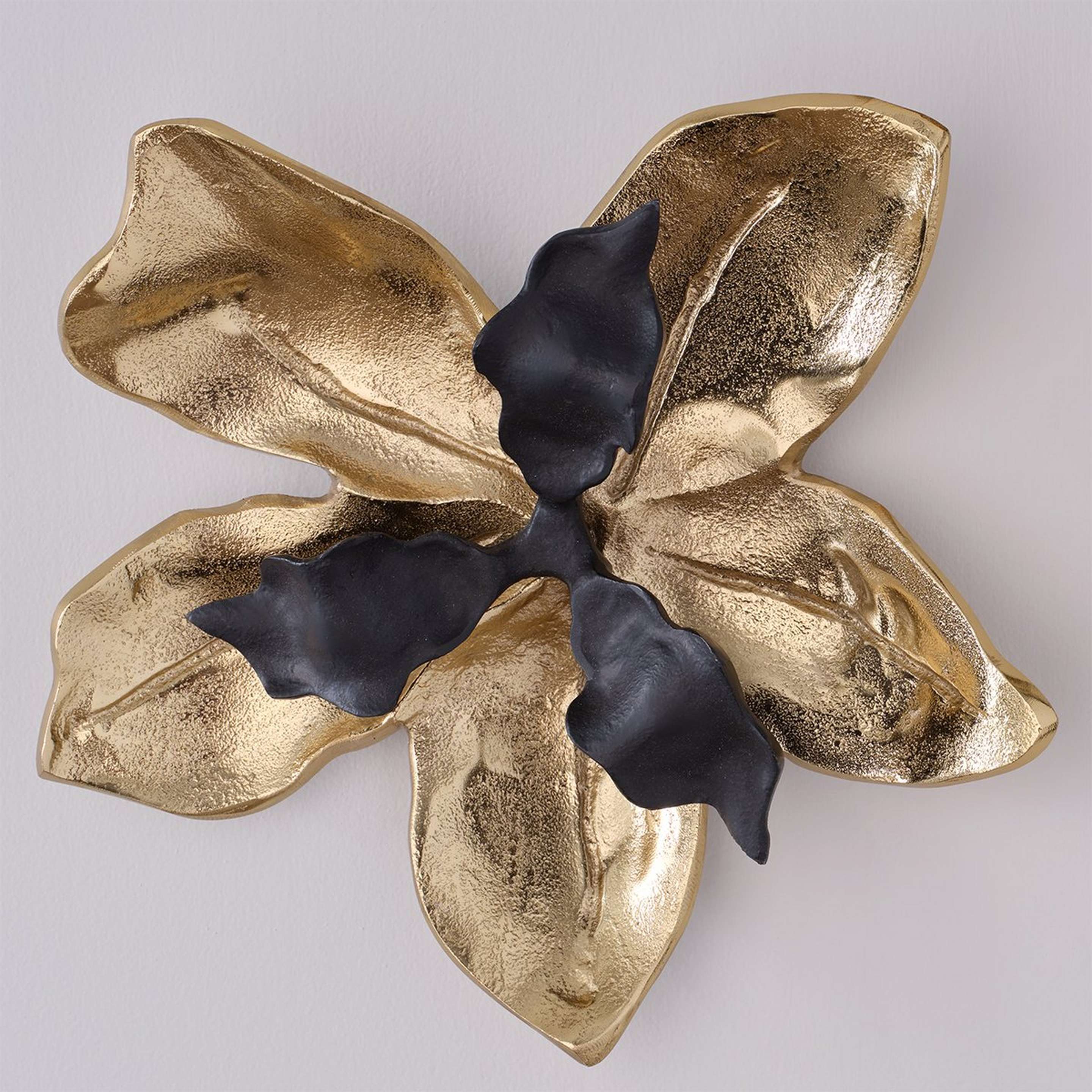 A Orchid Wall Decor with Gold / Black color
