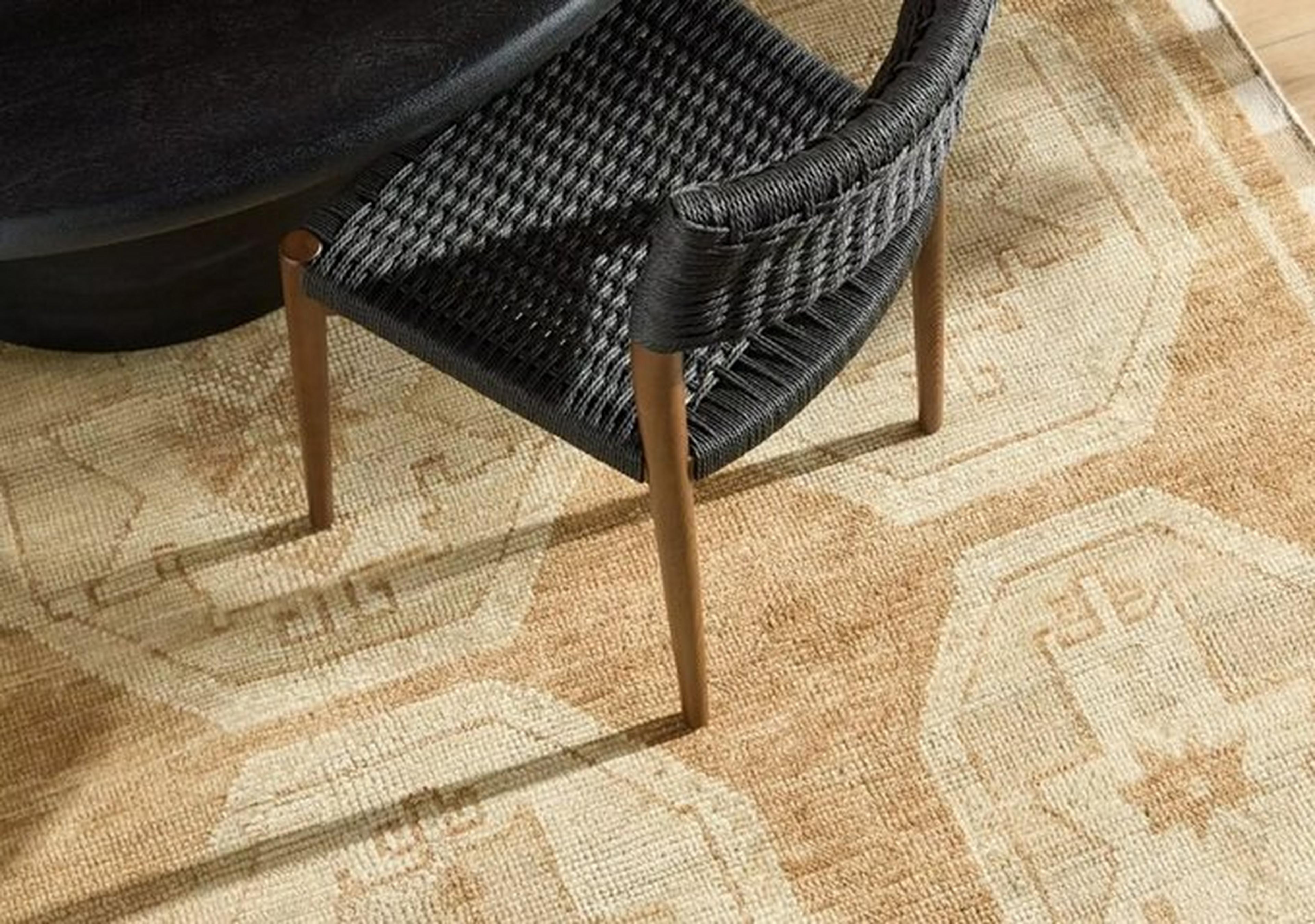 Cameo Hand Knotted Rug