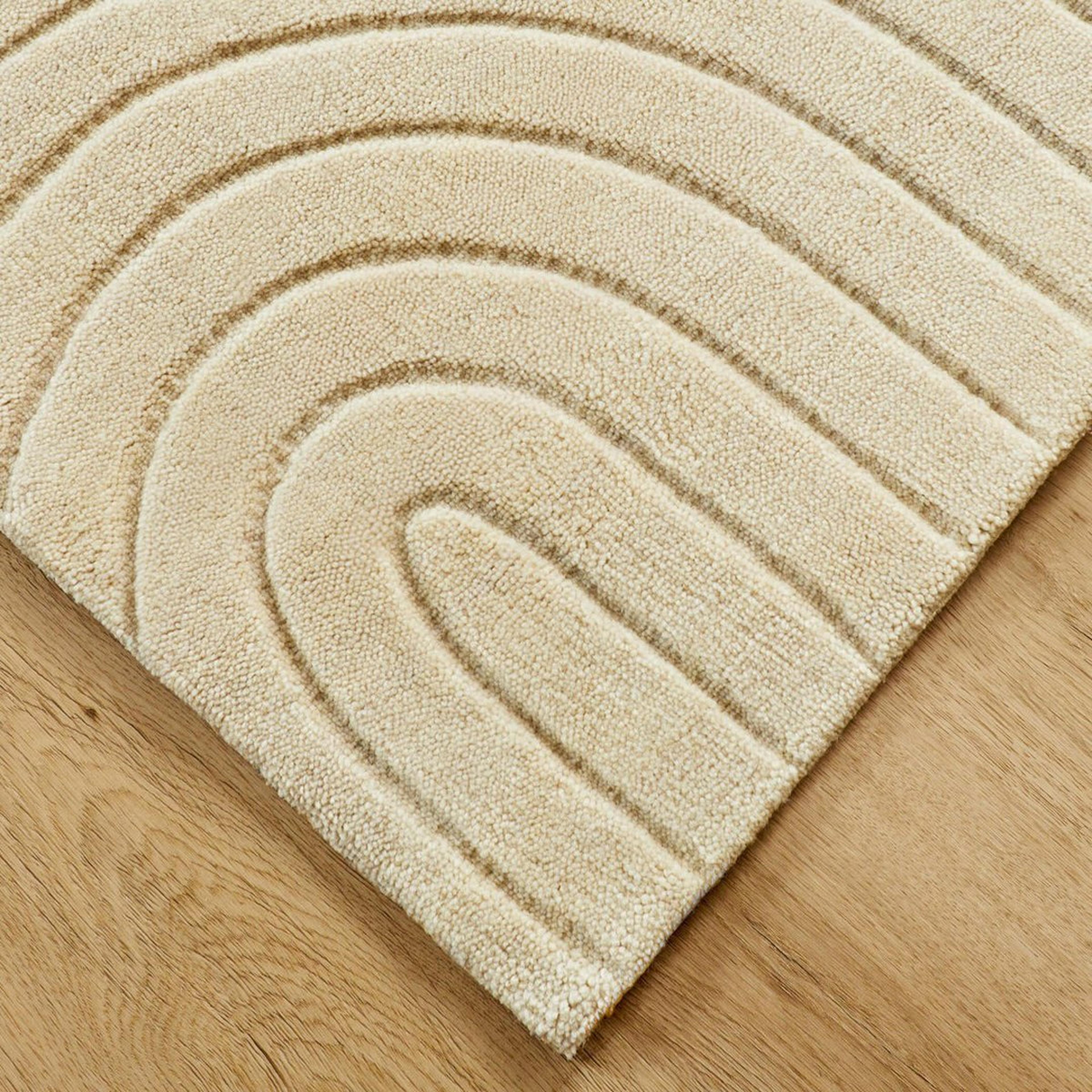 A Dakota Hand-Tufted Rug with Beige color