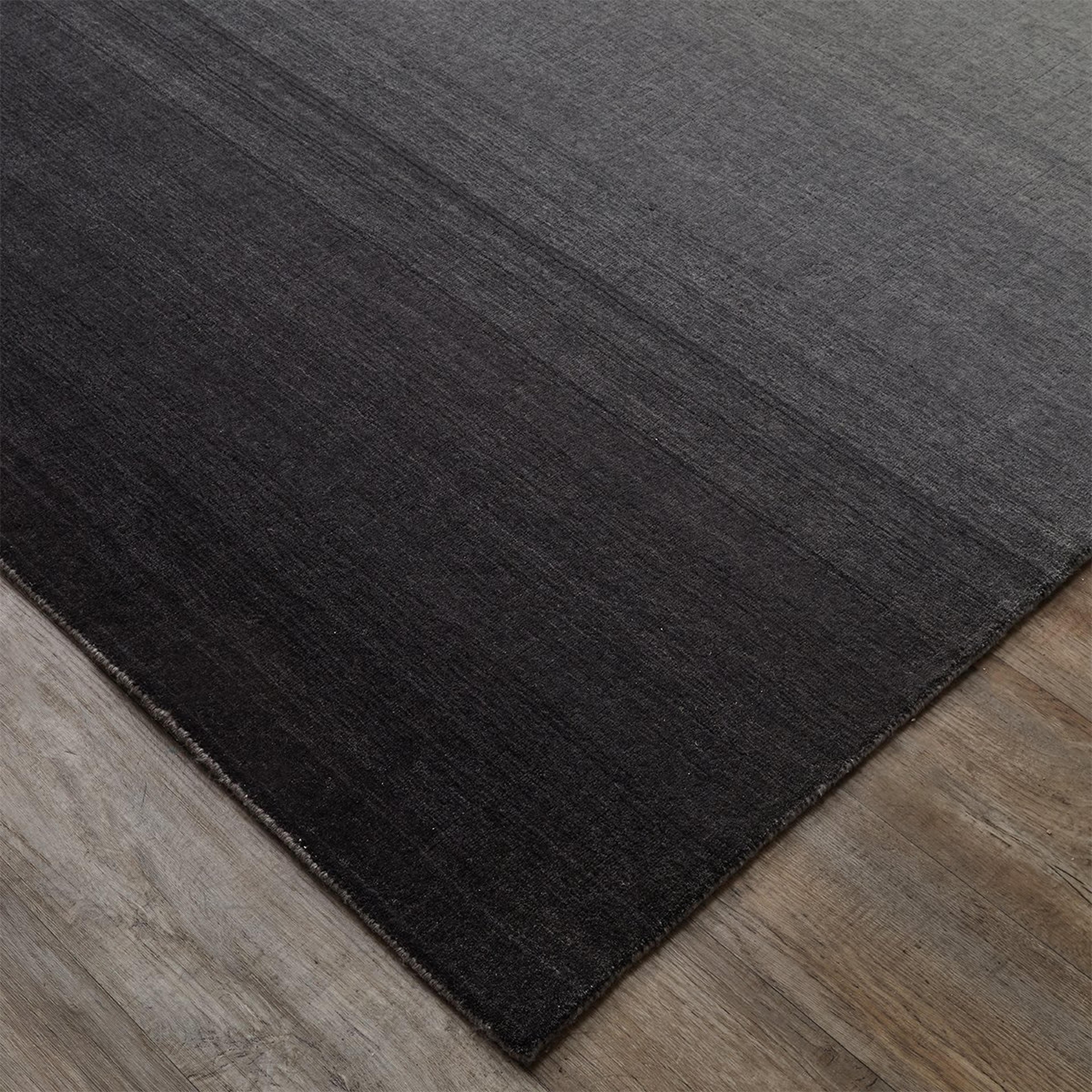 A Optimal Ombre Handwoven Rug with Gray color