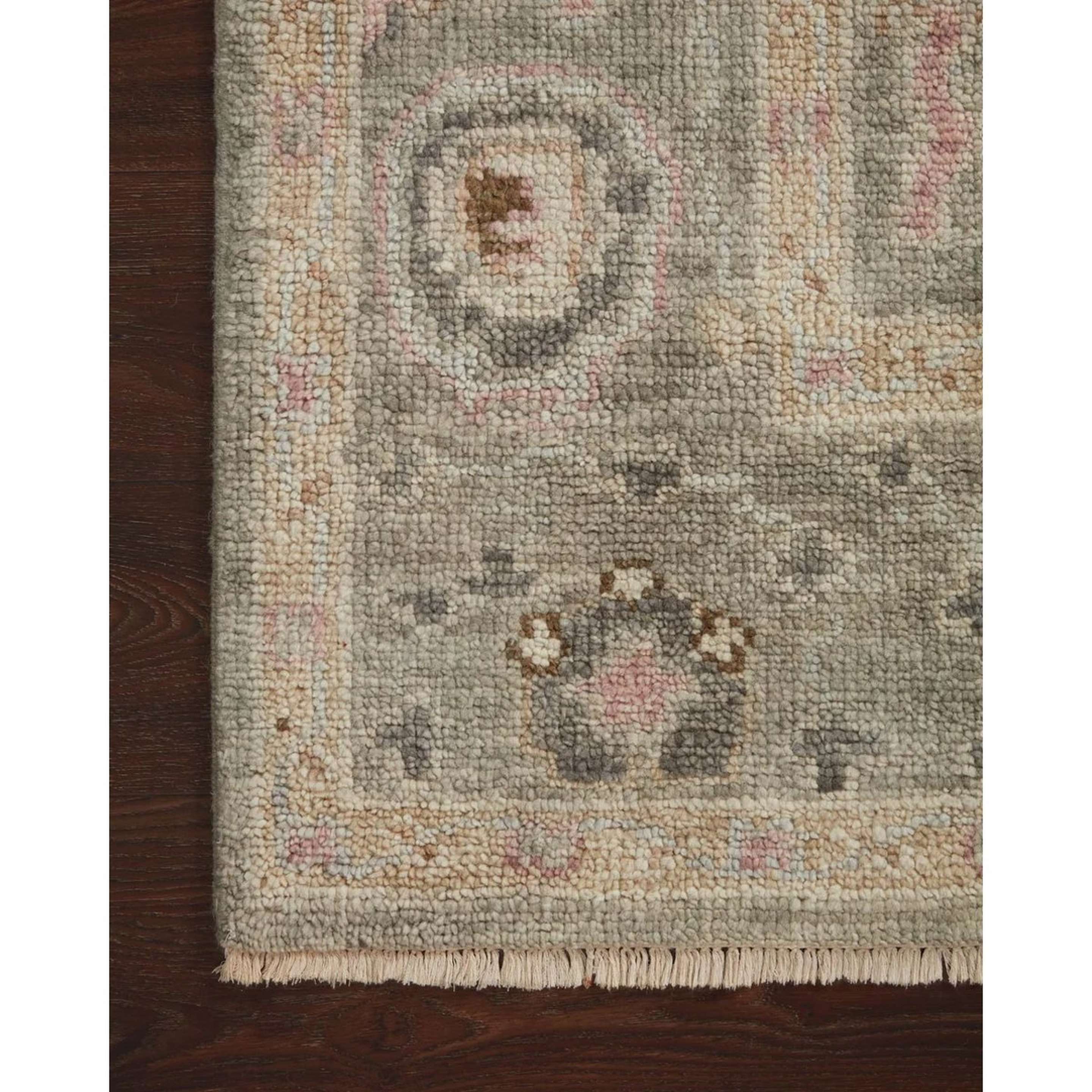A Elowyn Hand-Knotted Rug with Green / Orange color