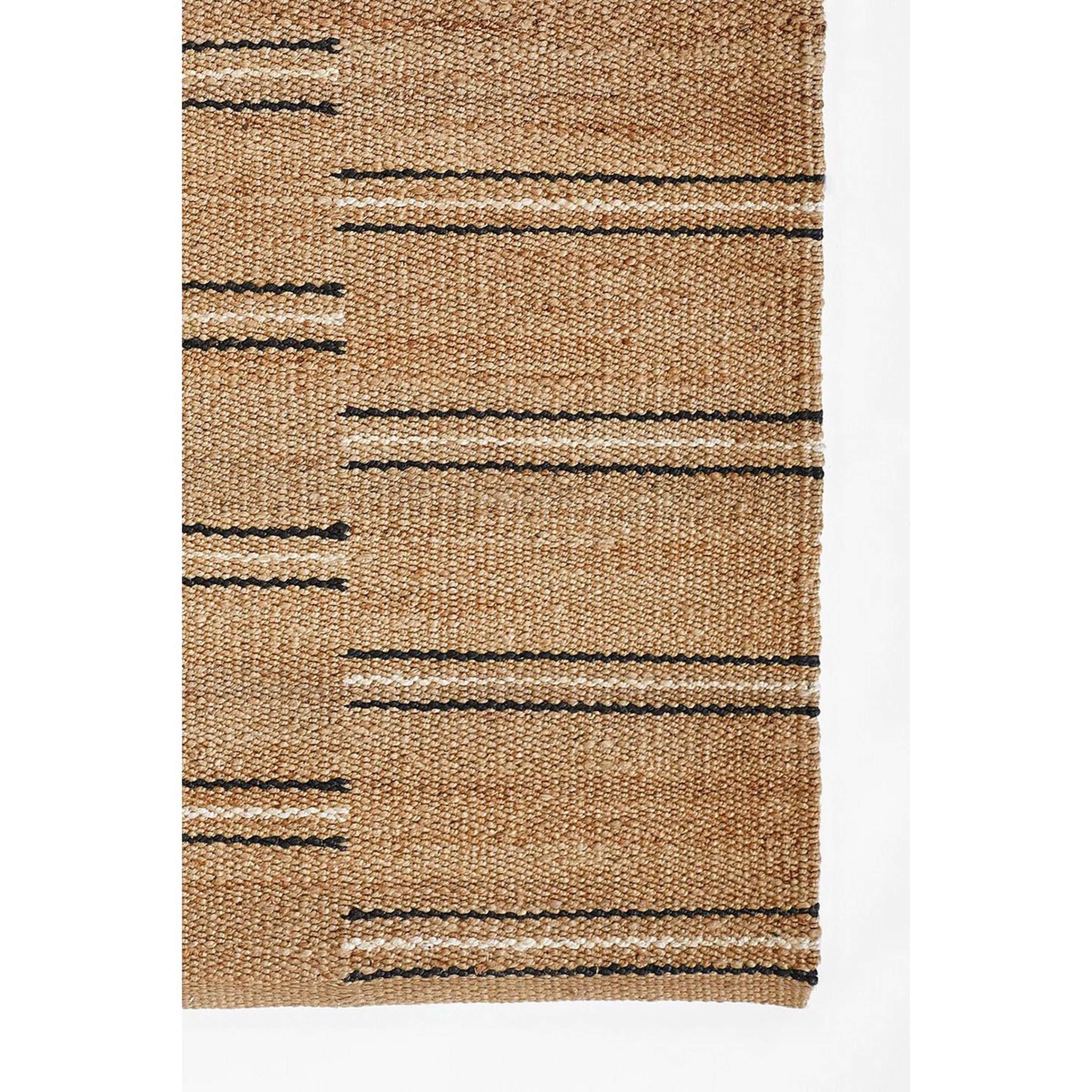 A Corbin Hand-Woven Rug with Natural / Black color