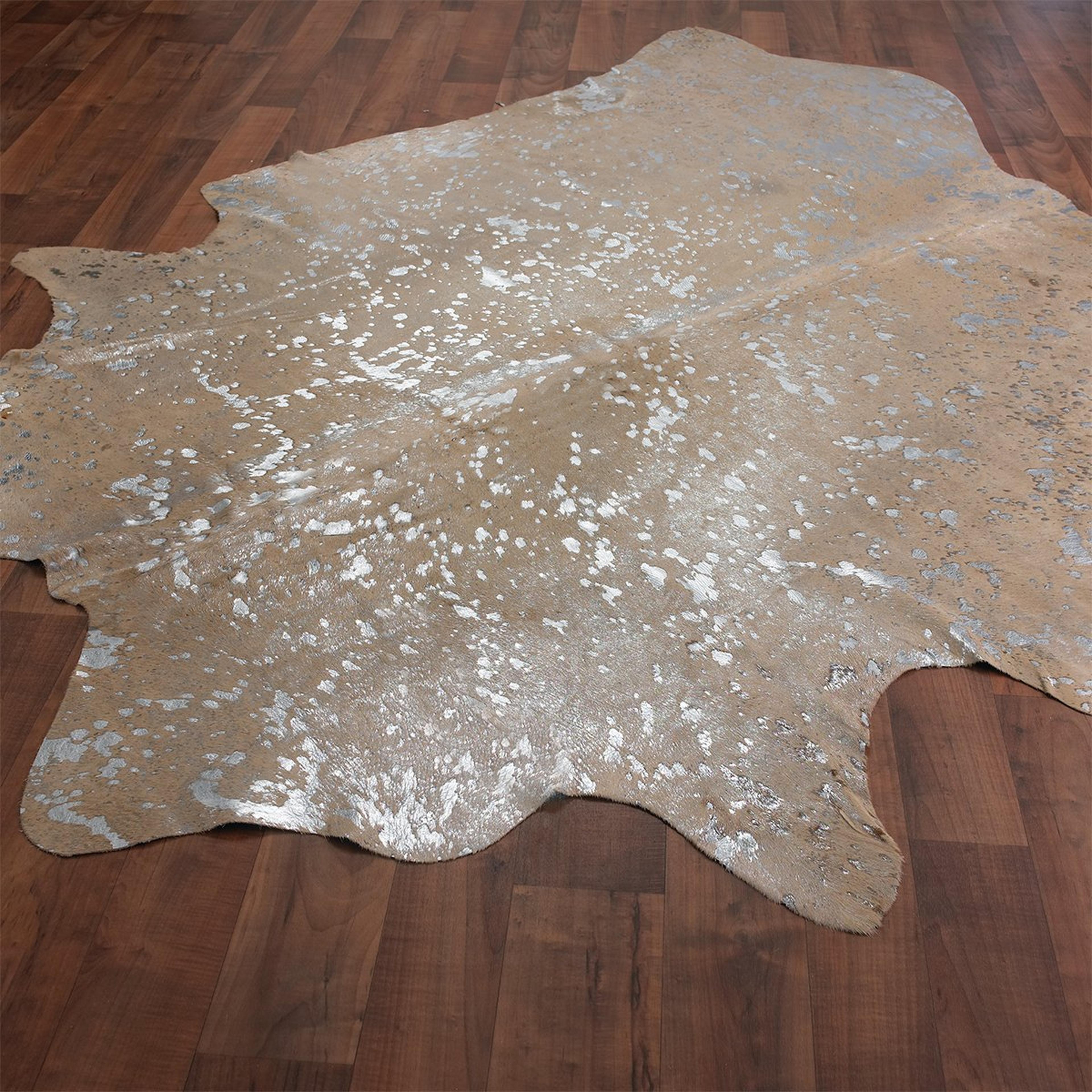 A Metallic  Cowhide Rug with Beige/Silver color