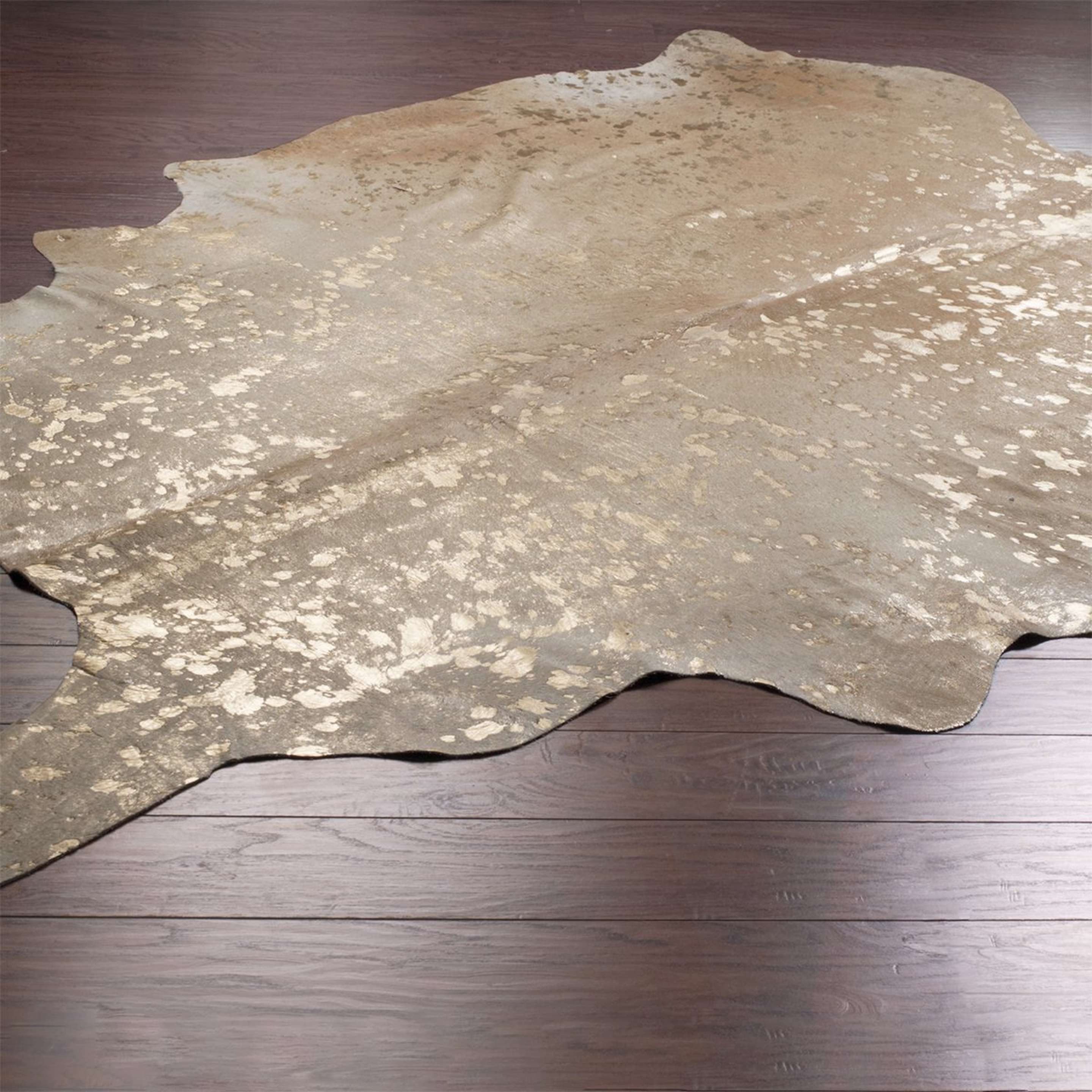 A Metallic  Cowhide Rug with Beige/Gold color