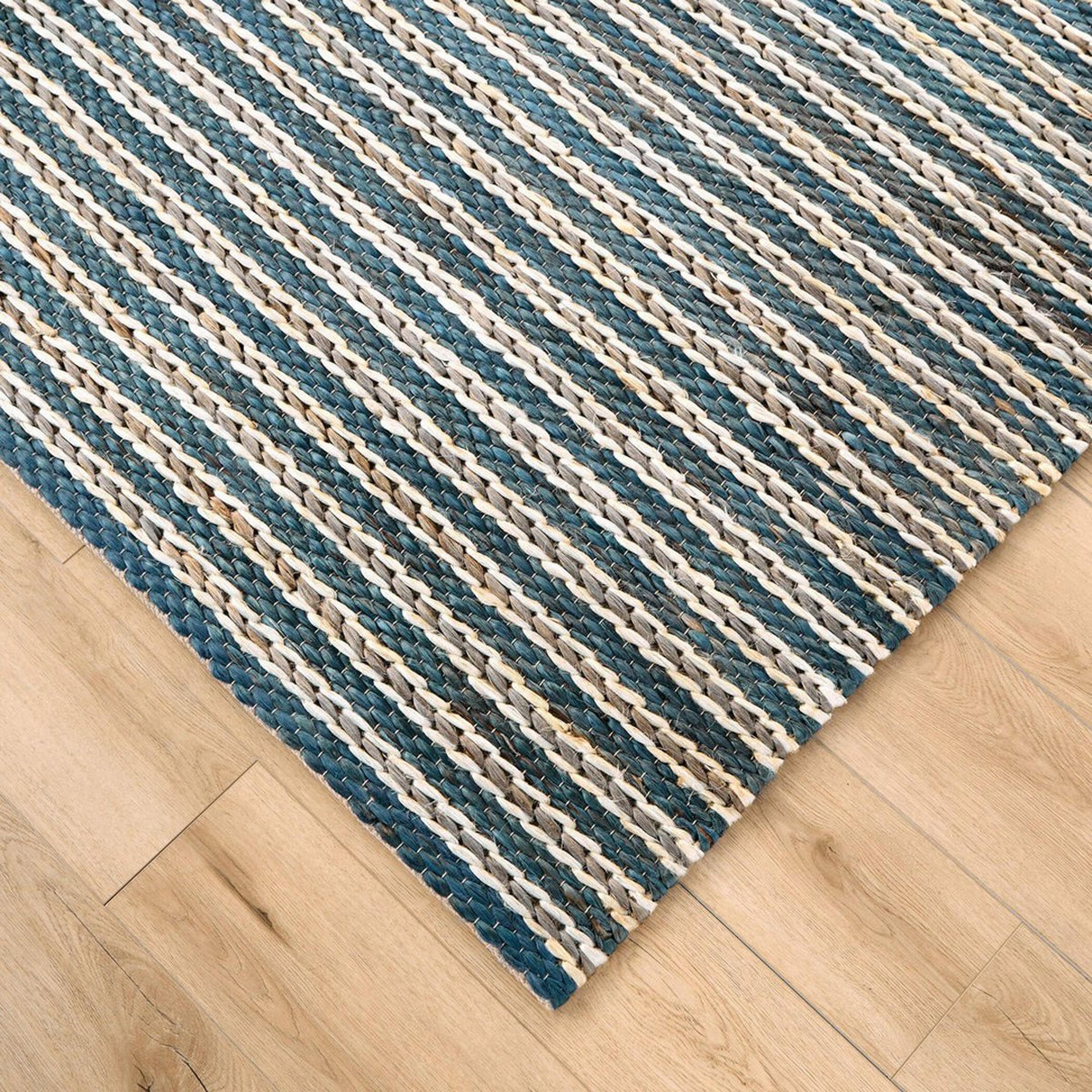 A Usulutan Handwoven Indoor / Outdoor Rug with Blue / Brown / Ivory color