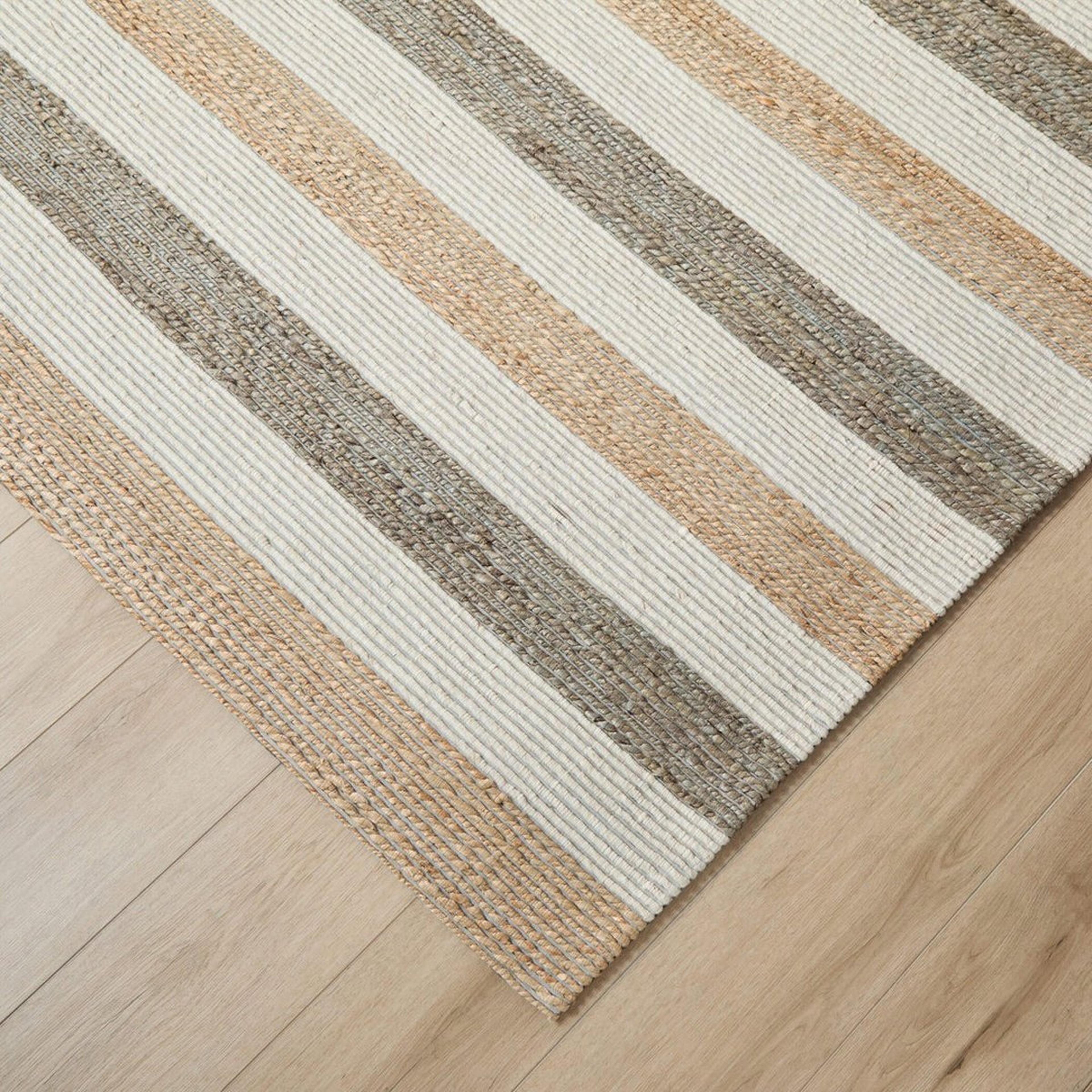 A Taproot Handwoven Rug with Brown / Tan / White color