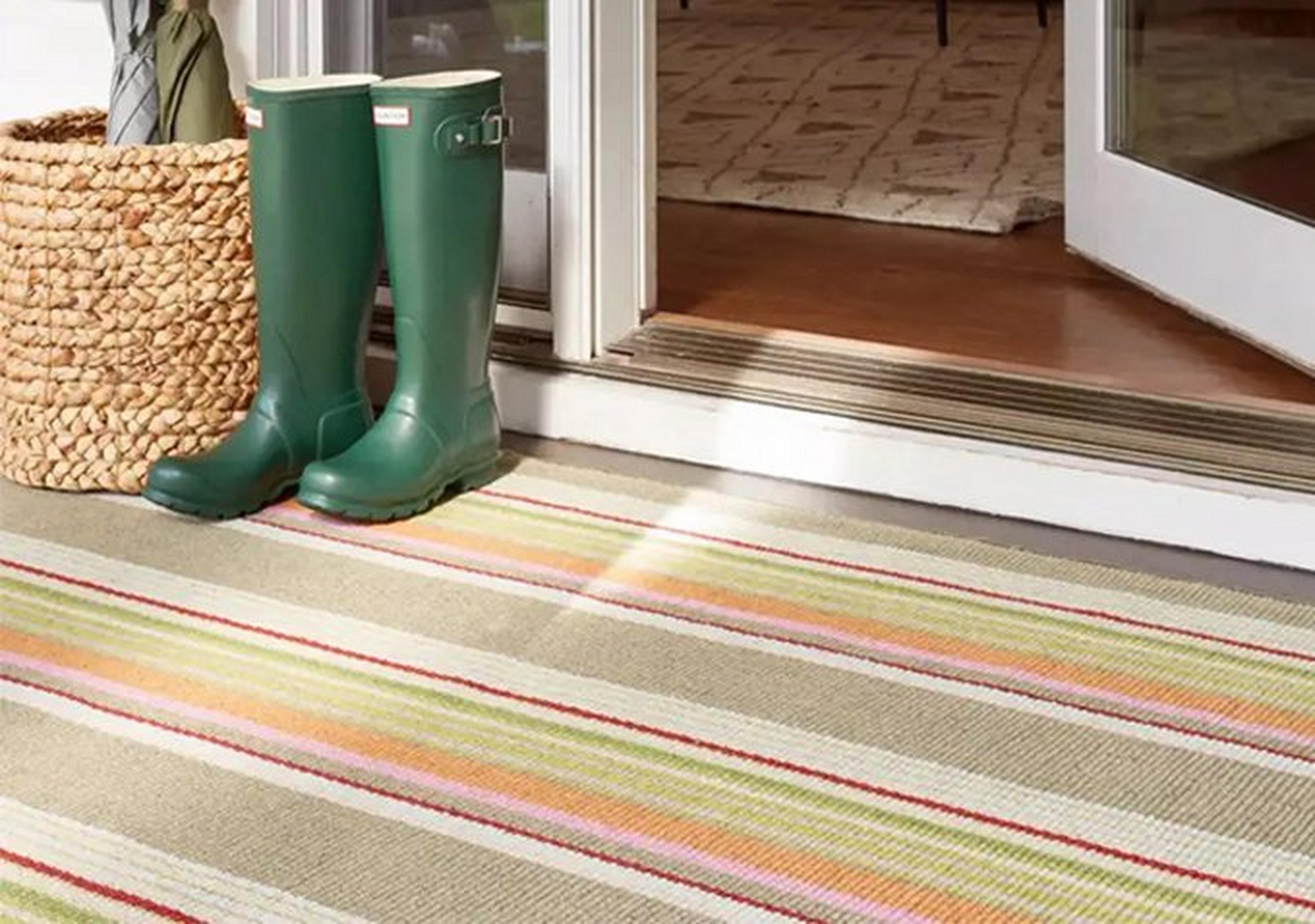 Holwick Handwoven Indoor or Outdoor Rug