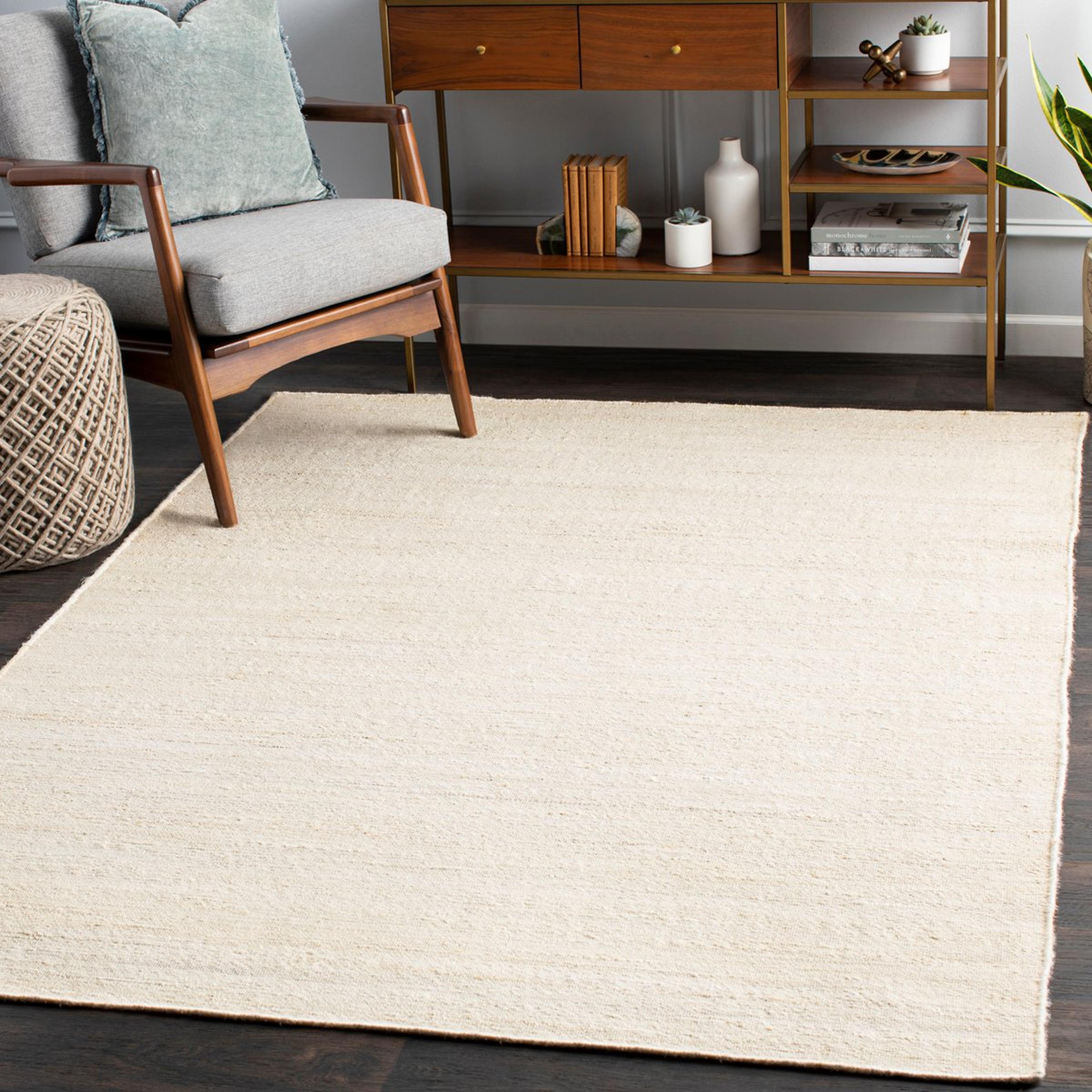 A Celtici Rug with Beige color