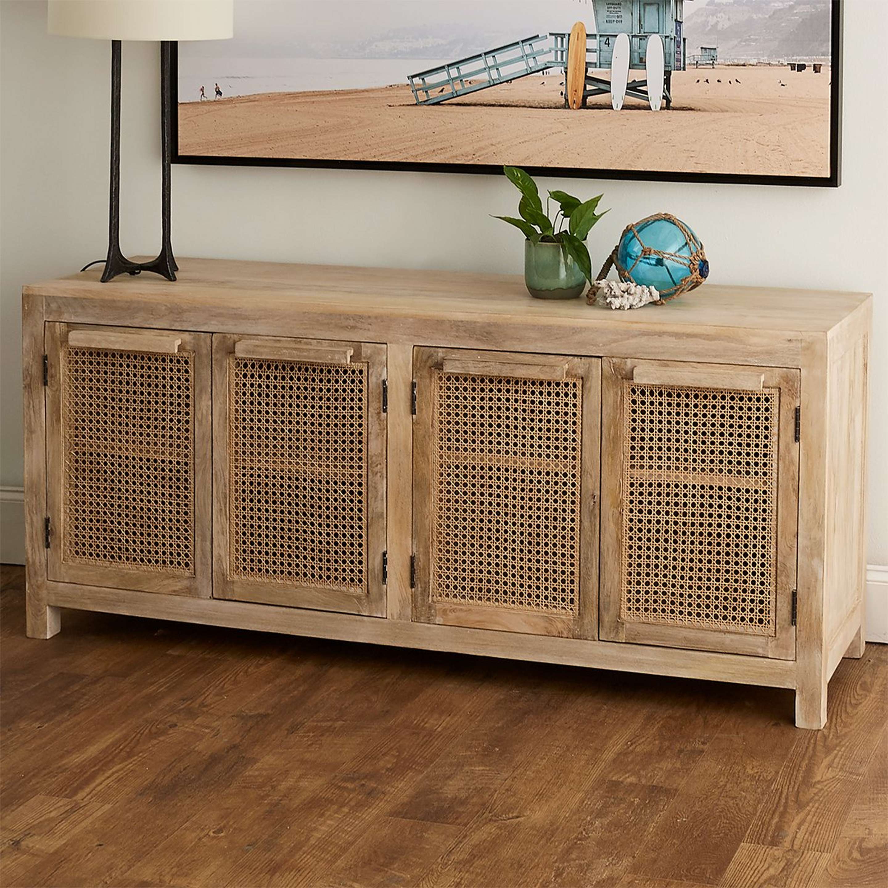 Console & Buffets