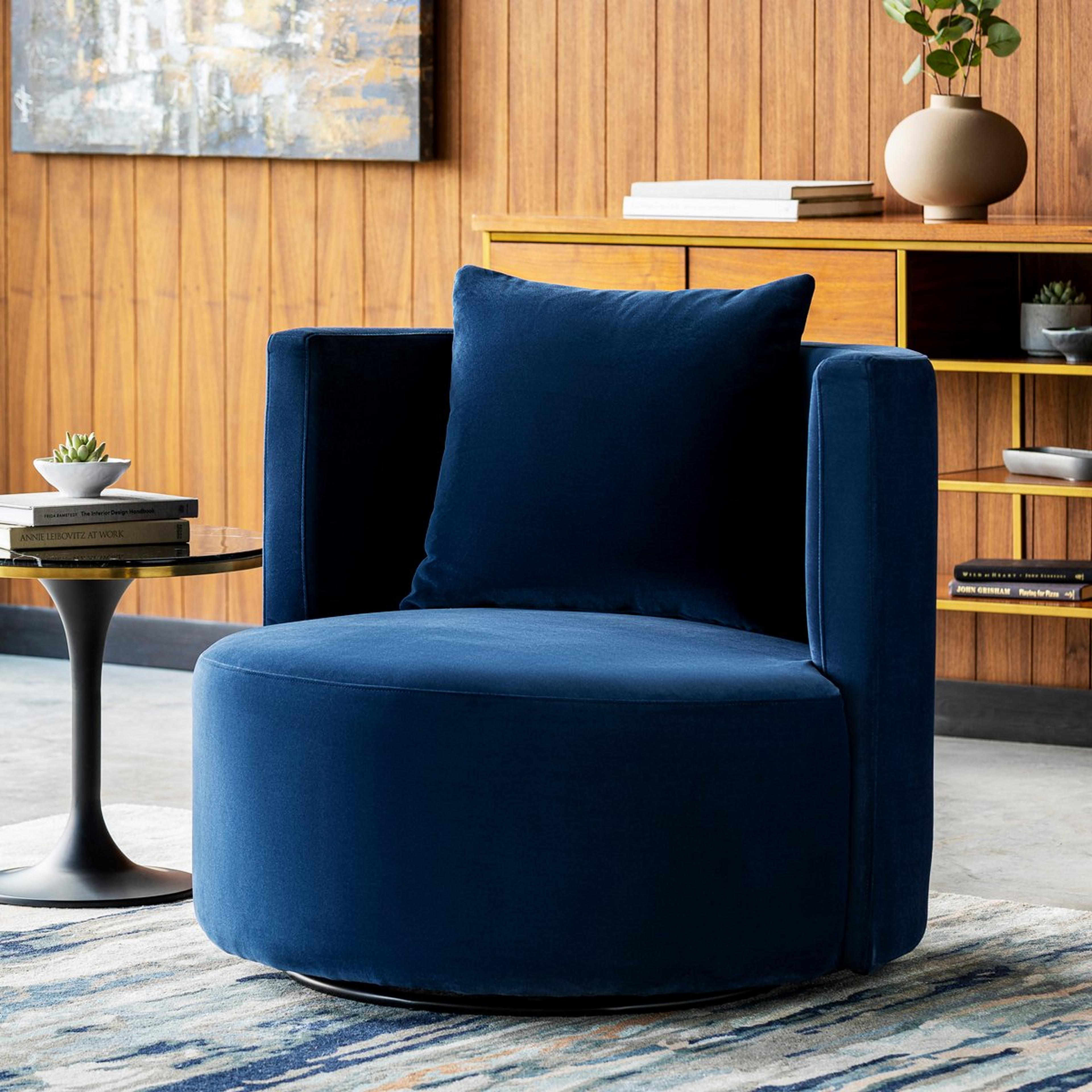 A Elea Swivel Chair with Navy color