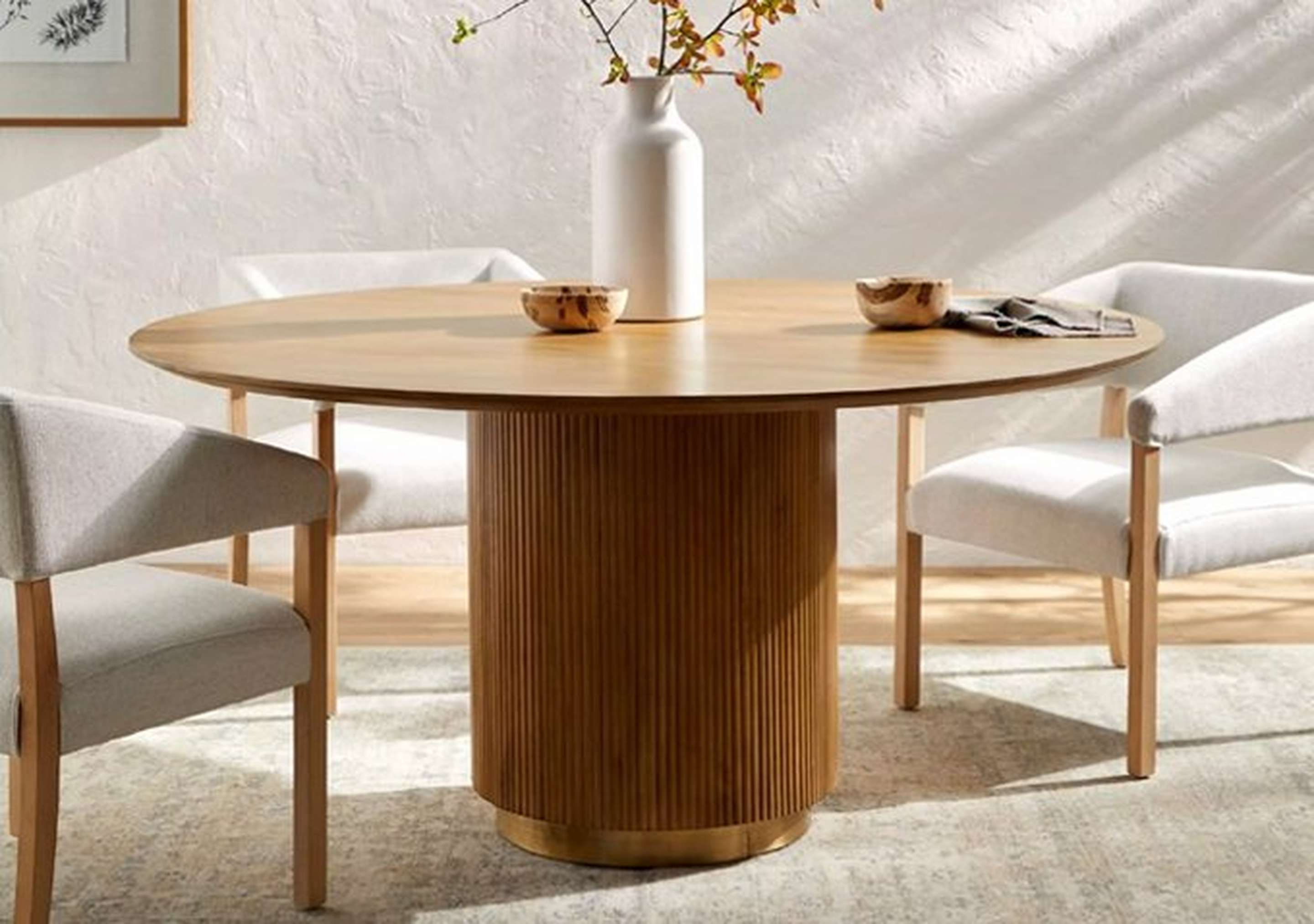 Kitchen & Dining