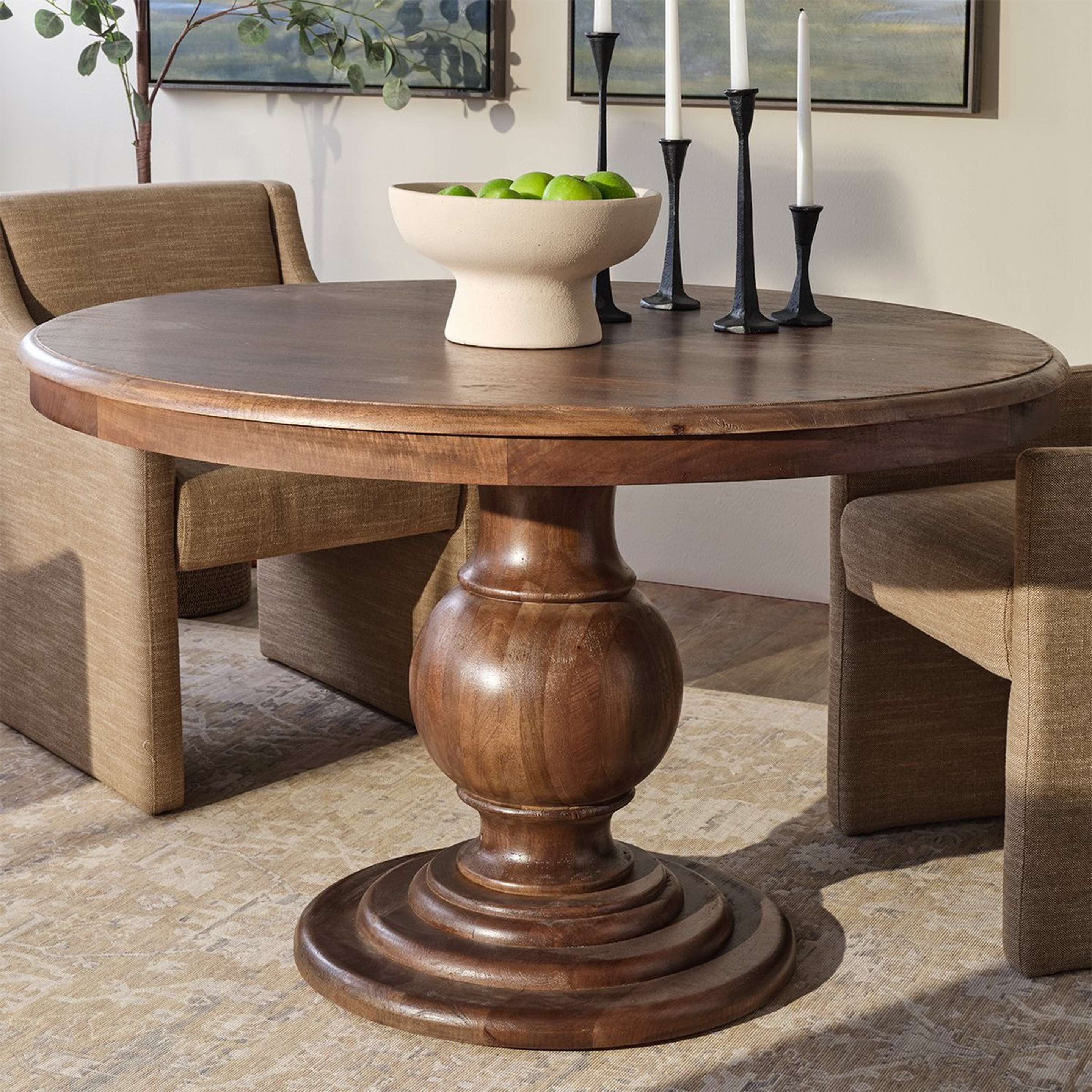 A Aguilares Dining Table with Dark Wood color