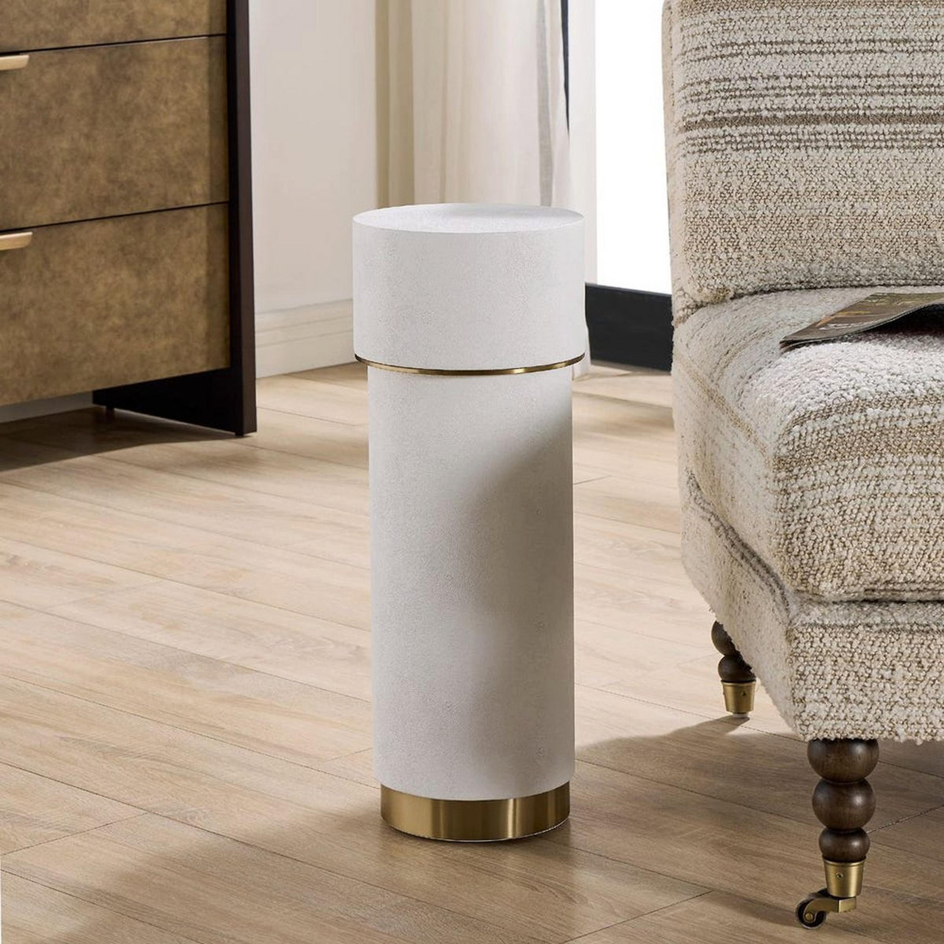 A Giorgio End Table with White / Brass color