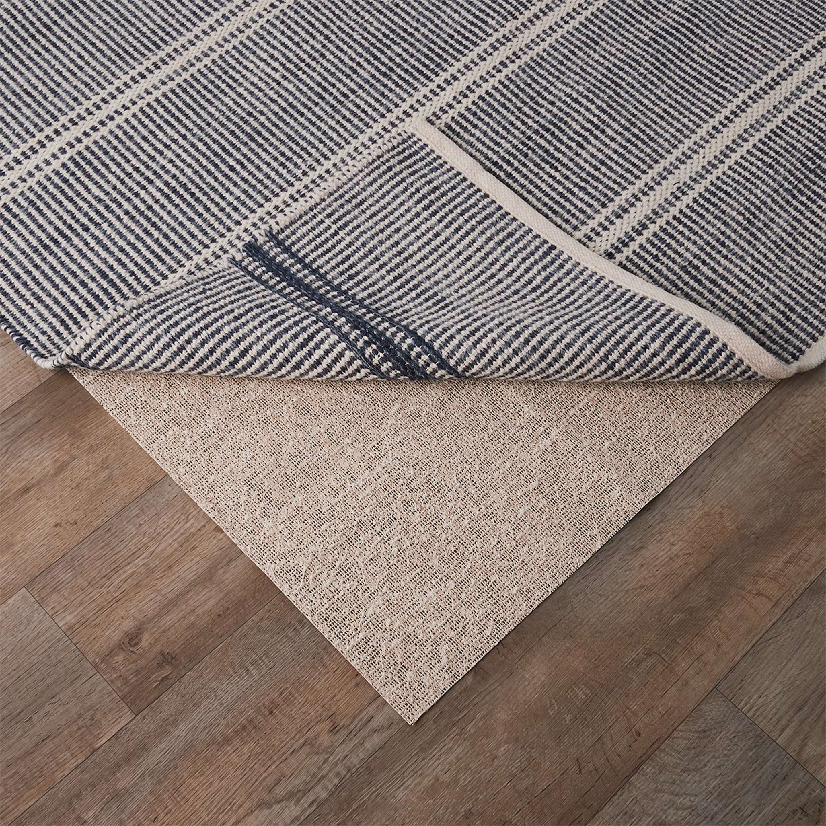 A Eco-Friendly Jute and Natural Rubber Rug Pad with Natural color