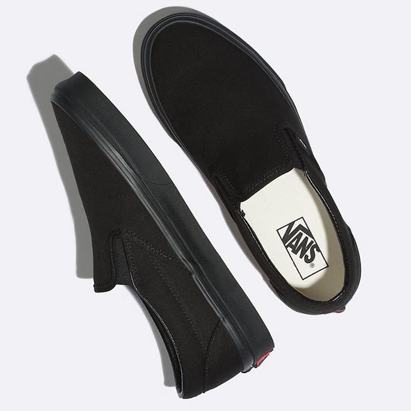 Vans Unisex Classic Slip-On Shoe