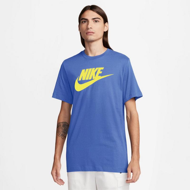 Nike Men's Sportswear T-Shirt