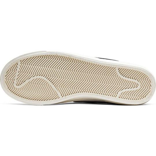 Nike Blazer Mid 77 Women s WHITE Black