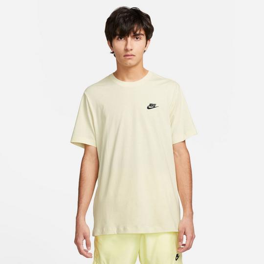 Nike Men s Sportswear Club T-Shirt