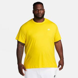 Nike Men's Sportswear Club T-Shirt