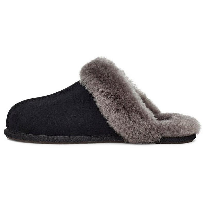 UGG Women's Scuffette II Slipper