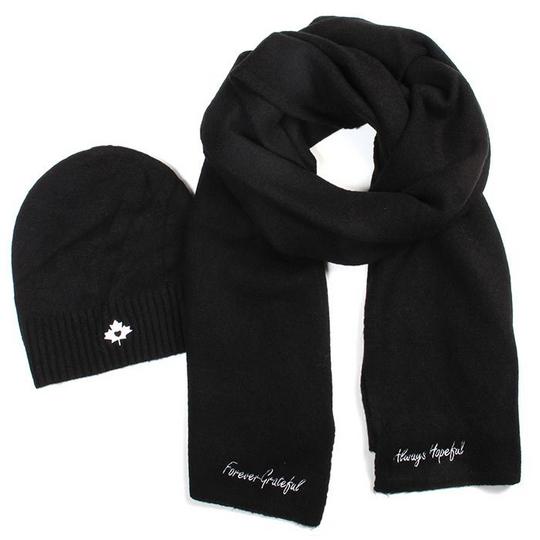 Lyla + Luxe Ensemble de foulard et tuque Always Hopeful pour femmes