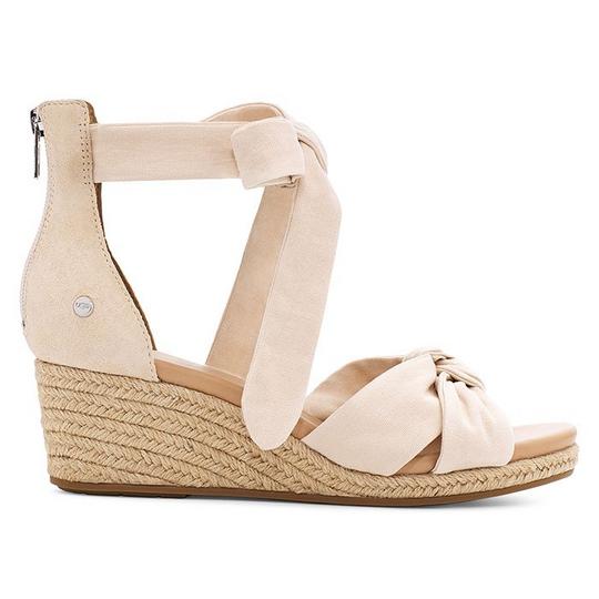 UGG Women s Yarrow Sandal