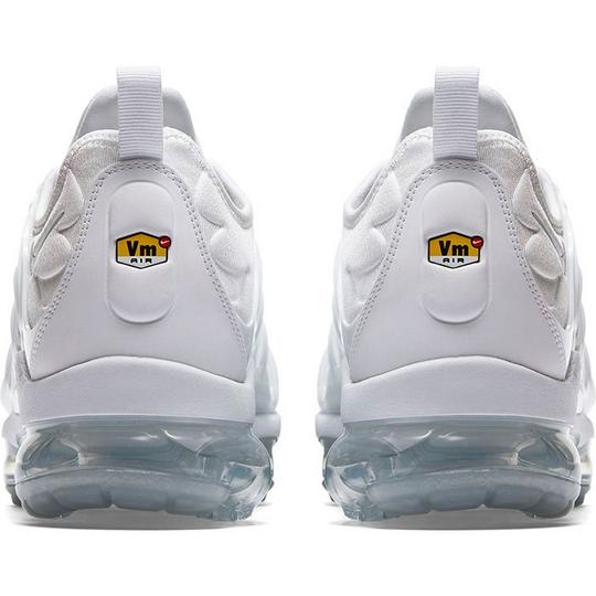 All white vapormax men hot sale