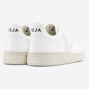 Veja Unisex V-10 CWL Sneaker