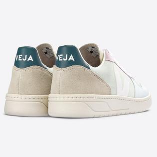 Veja Unisex V-10 Suede Sneaker