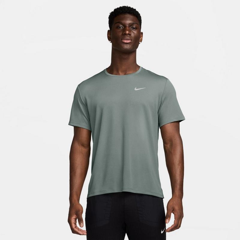 Nike Men's Dri-FIT Miler UV Top