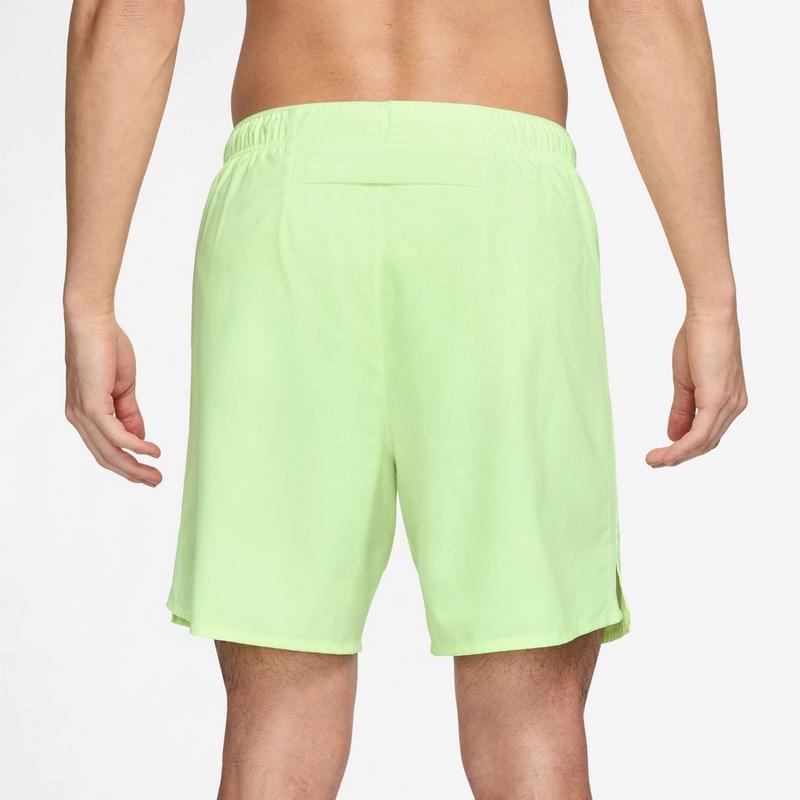Nike Short doubl&eacute; Challenger Dri-FIT 7 po pour hommes