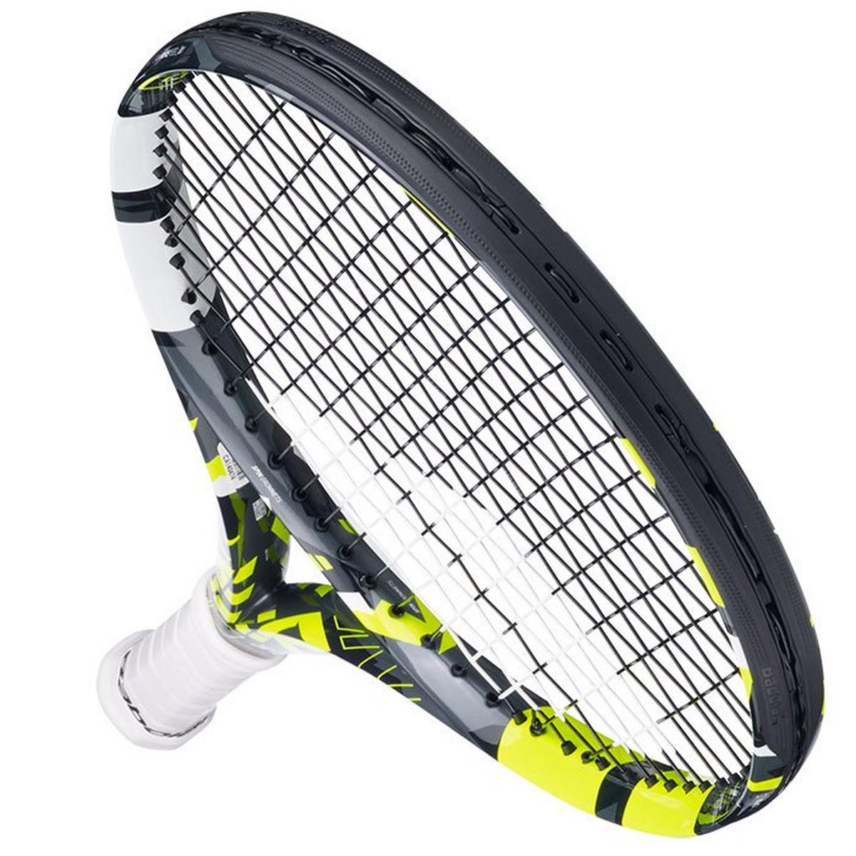 Juniors' Pure Aero 26 Tennis Racquet with Free Cover