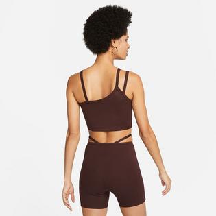Nike Camisole raccourcie asym&eacute;trique moderne Sportswear Everyday pour femmes