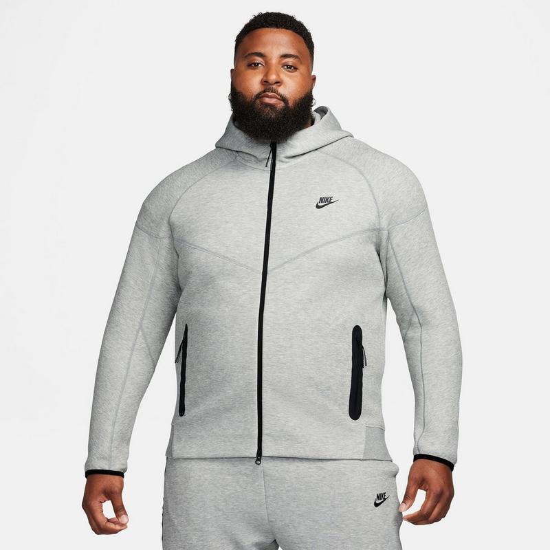 Nike Chandail &agrave; capuchon avec glissi&egrave;re Tech Fleece Windrunner pour hommes