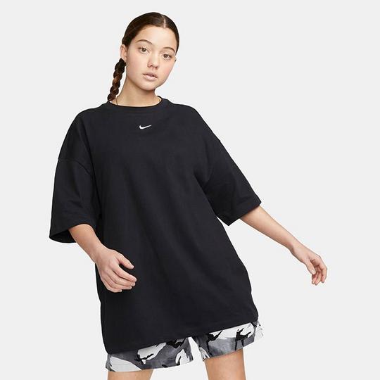 Nike oversized t shirt shop