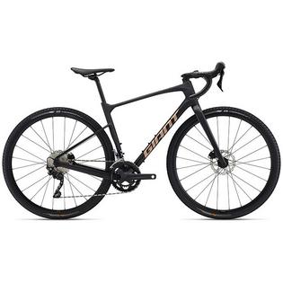 Vélo Revolt Advanced 3