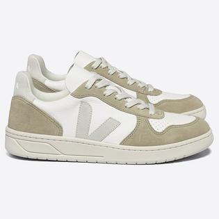 Veja Unisex V-10 ChromeFree Leather Sneaker