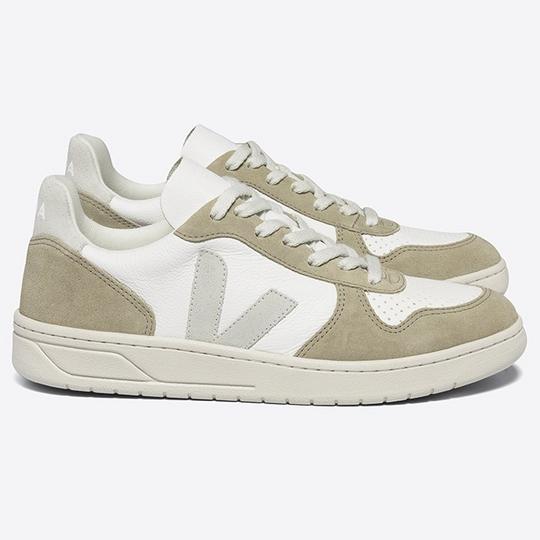 Unisex V-10 ChromeFree Leather Sneaker | Veja | Sporting Life Online