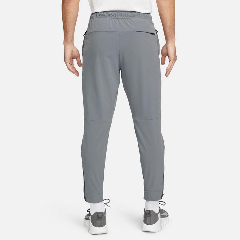 Nike Men's Unlimited Dri-FIT Tapered Leg Versatile Pant