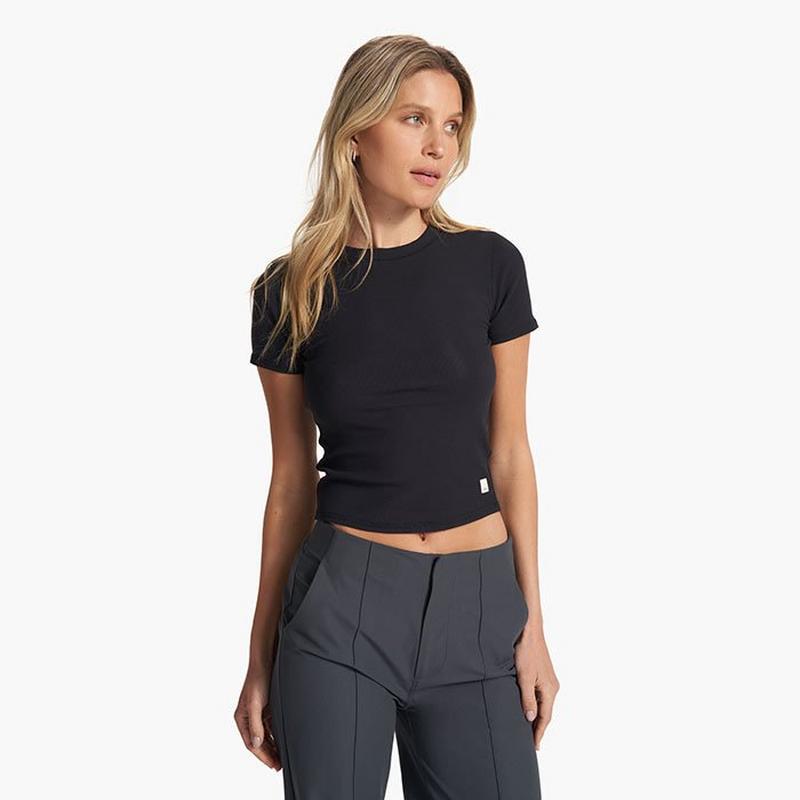 Vuori Women's Pose Fitted T-Shirt