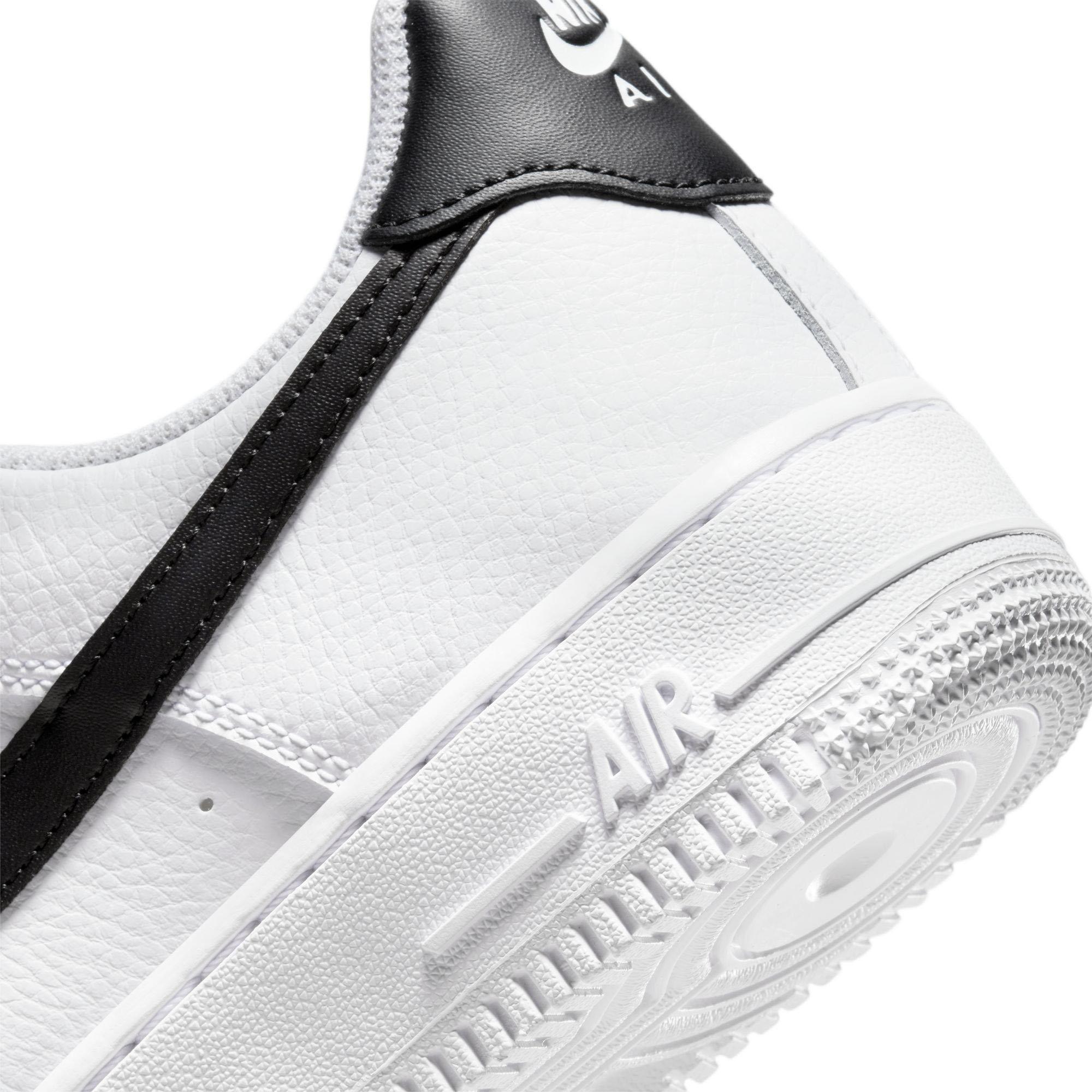 Women's Air Force 1 '07 Shoe