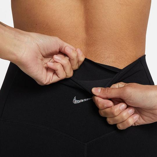 Nike Black Yoga Luxe Leggings