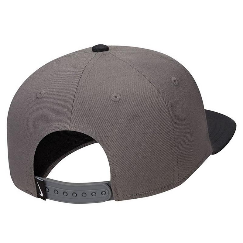 Nike Casquette structur&eacute;e Dri-FIT Pro Futura unisexe